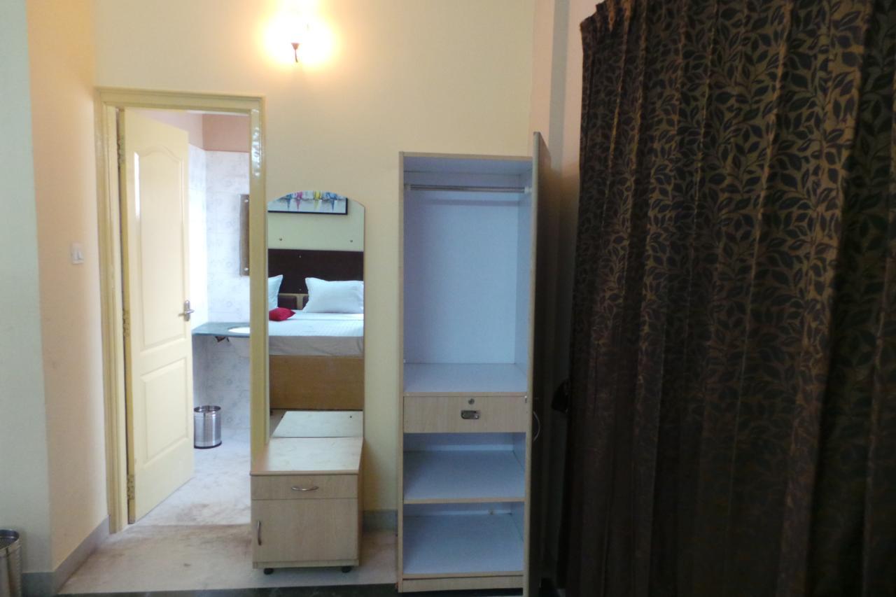 White House Hotel Bengaluru Kültér fotó